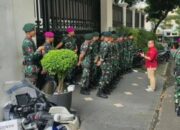 Suasana luar kediaman atau Rumah Dinas Jampidsus Kejagung Febrie Adriansyah di Jakarta Selatan yang dijaga sesuai prosedur standar pengamanan pimpinan.