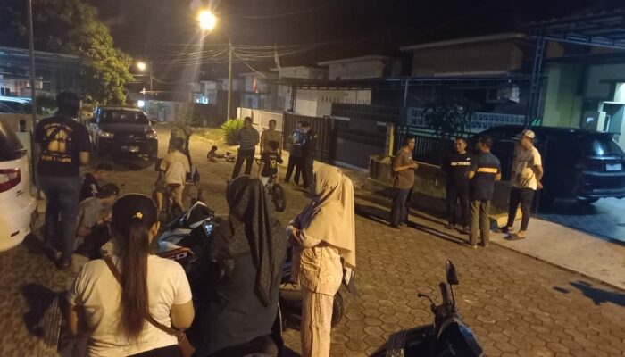 Gegera Video Viral Banting Balita, Rumah Terduga Pelaku di Bintan Residence Tanjungpinang Diserbu Warga