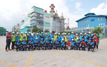 Duta Besar Swedia untuk Indonesia, H.E. Daniel Blockert, melakukan kunjungan ke PT PLN Batam untuk melihat secara langsung perkembangan infrastruktur ketenagalistrikan yang menopang pertumbuhan investasi, industri, dan ekonomi digital di Kota Batam.