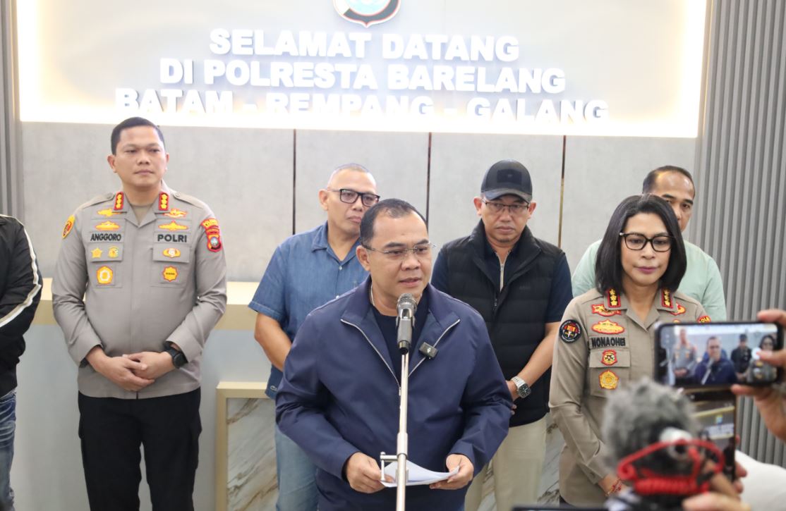 Konferensi pers Bareskrim Polri dan Polda Kepri terkait penggerebekan kasino di Nagoya Batam.