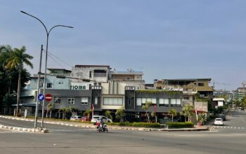 Protes Izin Videotron Raksasa di Simpang Irinco Batam, Pemilik Cafe Tuntut Evaluasi Pemko