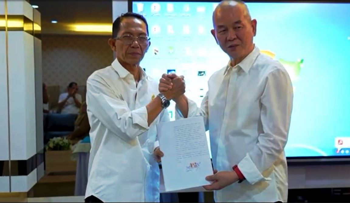 Yuangki tercatat sebagai Direktur PT Usaha Jaya Karya Makmur (PT UJKM), entitas swasta yang secara resmi memenangkan dan menandatangani perjanjian Kerja Sama Pemanfaatan (KSP) barang milik daerah untuk revitalisasi Pasar Induk Jodoh pada Maret 2026 lalu.