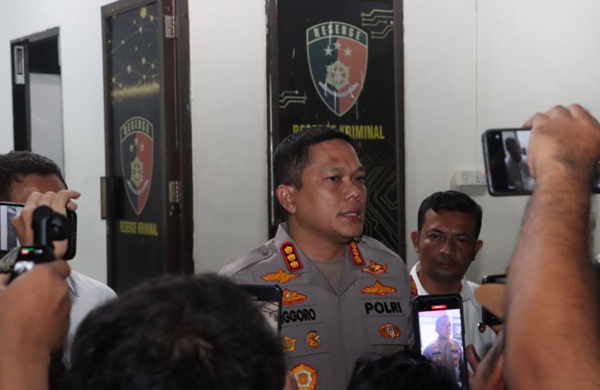 Kapolresta Barelang Kombes Pol Anggoro Wicaksono memberikan keterangan terkait kasus konflik lahan di Batam