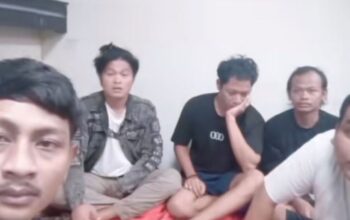 Tangkapan layar video viral lima pria mengaku warga Batam minta dipulangkan dari Kamboja