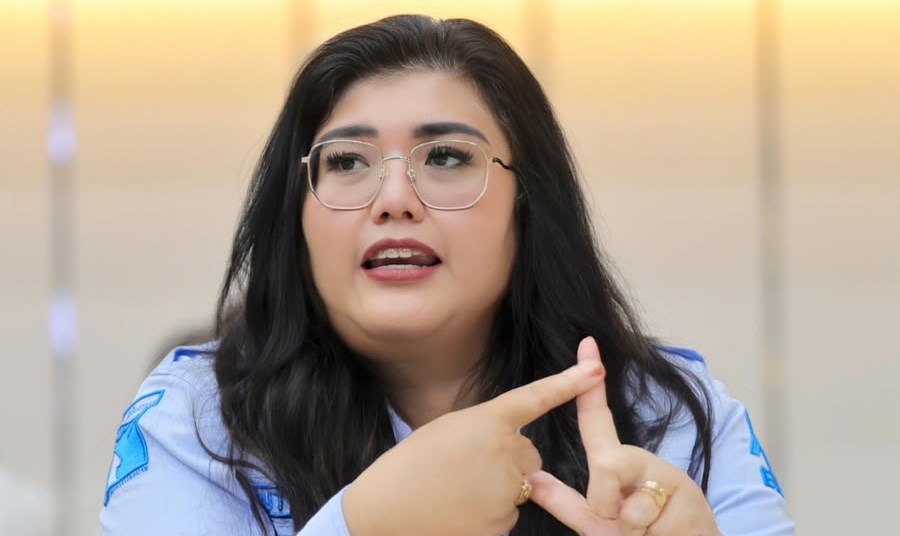 Anggota/Deputi Bidang Pelayanan Umum BP Batam, Ariastuty Sirait.