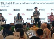 Direktur Enterprise & Business Service Telkom Veranita Yosephine saat menyampaikan paparan dalam sesi panel “The Future of AI in Indonesia” pada rangkaian Road to Danantara Technology Innovation Investment Forum (DTIIF) 2026 di Auditorium Wisma Danantara Indonesia, Jakarta, Kamis (8/10).