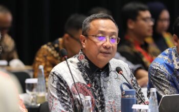 Direktur Utama Telkom Nanang Hendarno.